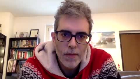 Snapshot of oggs48 chatting on January 1, 2025, 12:44 pm oggs48 online show from January 1, 2025, 12:44 pm