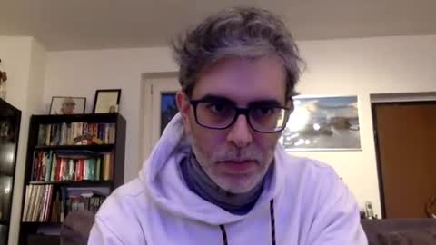 Snapshot of oggs48 chatting on February 16, 2025, 5:15 pm oggs48 online show from February 16, 2025, 5:15 pm