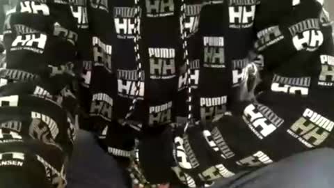 Snapshot of oggs48 chatting on November 9, 2025, 1:31 pm oggs48 online show from November 9, 2025, 1:31 pm