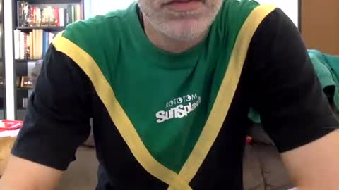 oggs48 online show from April 19, 2026, 1:32 pm