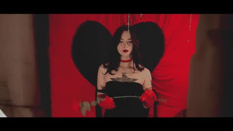 your dear Lilith Chapman online show from February 13, 2025, 10:00 pm