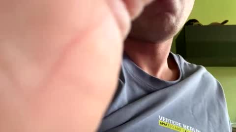 ohja87 online show from March 9, 2025, 9:57 am