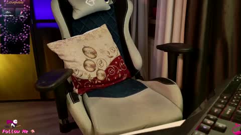  Leya online show from January 27, 2025, 9:44 pm