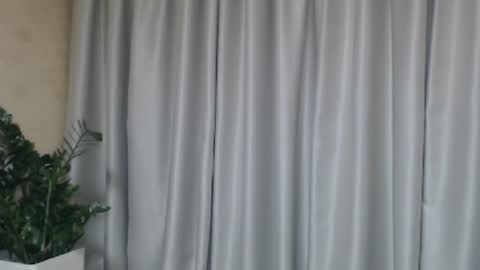 Snapshot of ohsweetiren chatting on October 11, 2025, 6:34 am Iren online show from October 11, 2025, 6:34 am