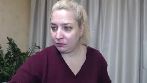 Snapshot of ohsweetiren chatting on October 17, 2025, 6:38 am Iren online show from October 17, 2025, 6:38 am