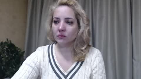 Mari online show from February 4, 2026, 4:18 am