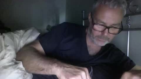 oiledcouple1 online show from September 10, 2025, 10:15 am