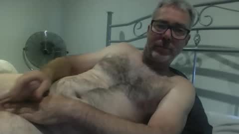 oiledcouple1 online show from November 26, 2025, 10:16 am