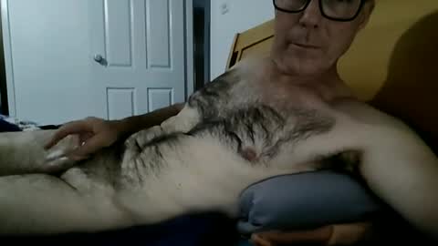 oiledcouple1 online show from July 18, 2026, 6:06 am