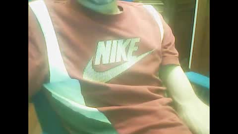 ojosverdess30 online show from April 15, 2026, 7:21 pm