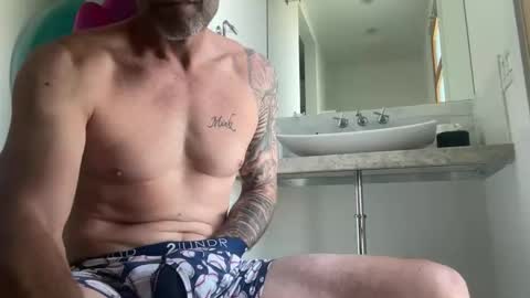 Snapshot of oki42 chatting on May 29, 2026, 2:59 pm oki42 online show from May 29, 2026, 2:59 pm