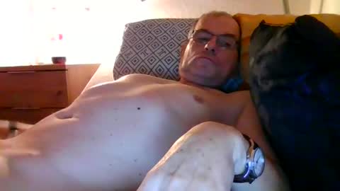 Snapshot of olbert167 chatting on December 17, 2024, 10:32 pm olbert167 online show from December 17, 2024, 10:32 pm