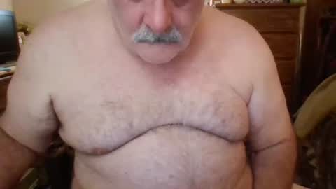 oldcockforyngladies online show from December 3, 2025, 12:47 pm