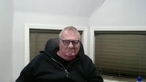 oldguybigd online show from February 10, 2026, 3:54 am