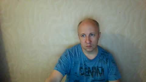 Snapshot of oleg365 chatting on March 9, 2025, 4:44 pm figaro online show from March 9, 2025, 4:44 pm