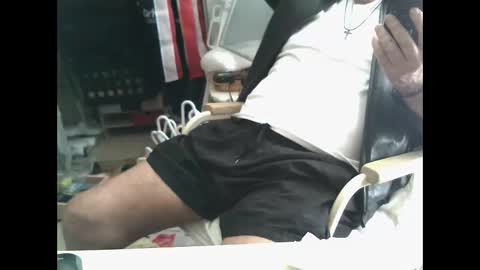 oleredtre online show from April 6, 2026, 7:48 pm