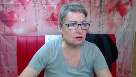 OlgaLuck online show from February 3, 2026, 6:22 am