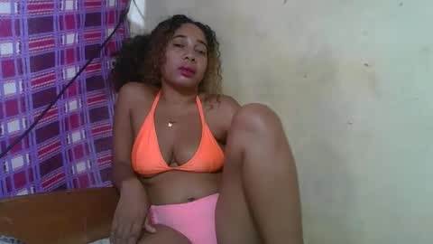 olinaa online show from April 30, 2026, 7:20 pm