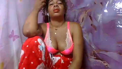 olinaa online show from June 27, 2026, 5:29 pm