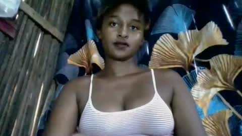 olinah610 online show from March 24, 2026, 7:13 am