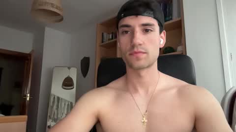 Snapshot of oliver_97 chatting on April 25, 2026, 6:27 pm oliver online show from April 25, 2026, 6:27 pm