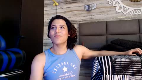 Snapshot of oliver__brown chatting on February 1, 2026, 12:20 am Oliver online show from February 1, 2026, 12:20 am