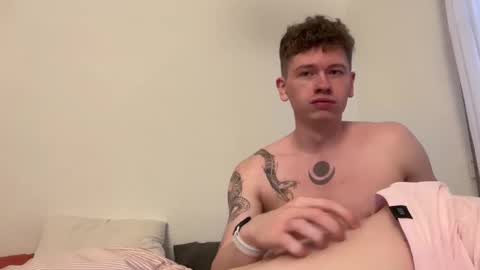 Snapshot of oliver_and_thomas chatting on October 1, 2025, 6:03 pm Oliver and Thomas online show from October 1, 2025, 6:03 pm