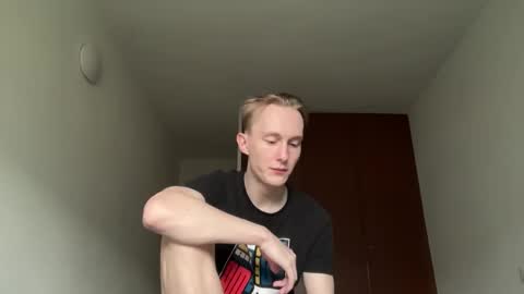 Snapshot of oliver_and_thomas chatting on November 13, 2025, 12:15 pm Oliver and Thomas online show from November 13, 2025, 12:15 pm