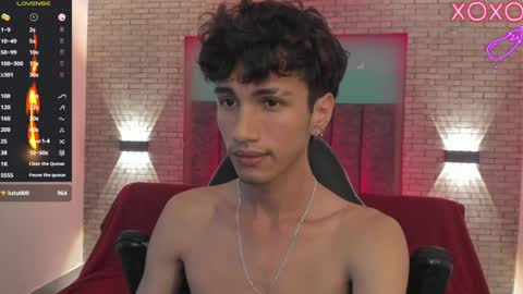 Snapshot of oliver_fast_ chatting on December 13, 2024, 1:55 pm Oliver fast online show from December 13, 2024, 1:55 pm