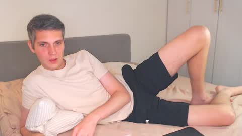 Snapshot of oliver_hort chatting on September 25, 2025, 4:00 pm Oliver online show from September 25, 2025, 4:00 pm