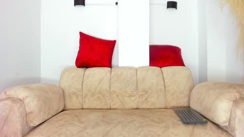 OLIVER online show from December 29, 2024, 6:03 am