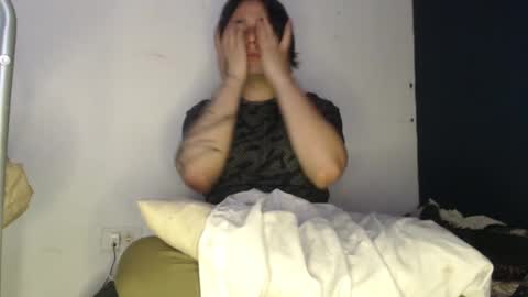 oliver_laid_2023 online show from December 7, 2024, 1:47 am