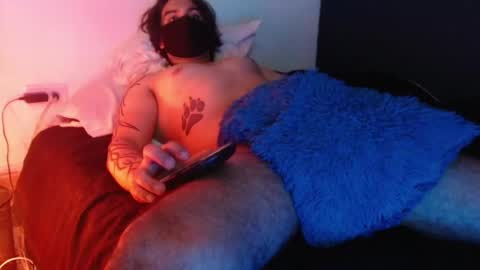 oliver_laid_2023 online show from December 28, 2024, 5:02 am