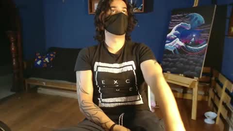 oliver_laid_2023 online show from March 9, 2025, 11:56 pm