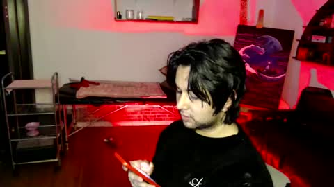 oliver_laid_2023 online show from October 20, 2025, 12:11 am