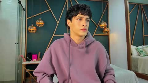 Snapshot of oliver_laurent chatting on April 11, 2026, 1:26 pm OLIVER online show from April 11, 2026, 1:26 pm