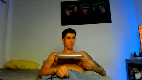 Oliver bennet online show from October 22, 2025, 2:23 am