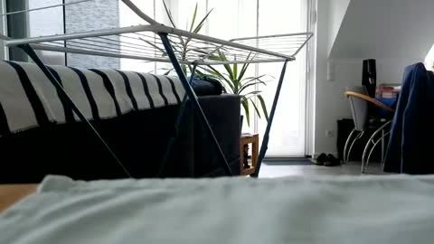 Rene online show from December 3, 2025, 9:07 am