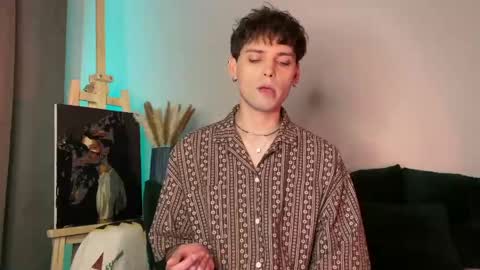 oliverlawrence online show from June 8, 2026, 5:13 pm