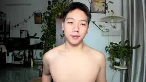 olivernl online show from July 5, 2026, 4:30 am