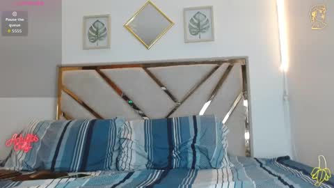 oliver saint online show from April 21, 2026, 12:12 am