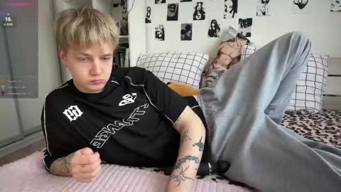 oliver online show from March 11, 2026, 8:20 am