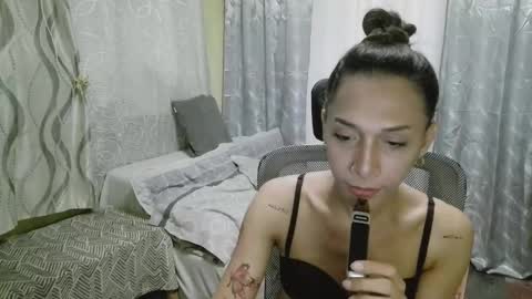 Snapshot of olivia0624 chatting on March 8, 2026, 5:39 pm Horny Alana online show from March 8, 2026, 5:39 pm