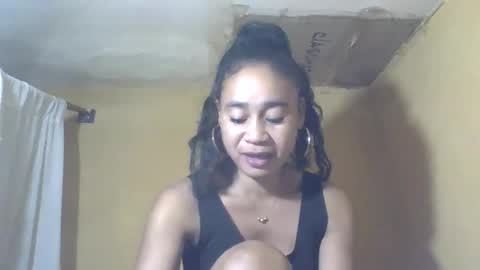 olivia9794 online show from June 10, 2026, 9:52 am