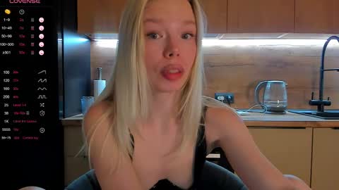 Olivia 3 online show from May 30, 2026, 10:07 pm