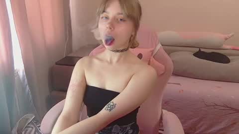 Olivia online show from July 6, 2026, 3:03 pm