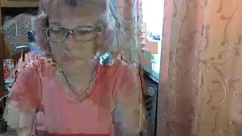 Olivia Mia online show from May 16, 2026, 6:21 am