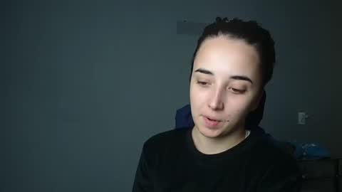 Olivia online show from October 16, 2025, 6:20 pm