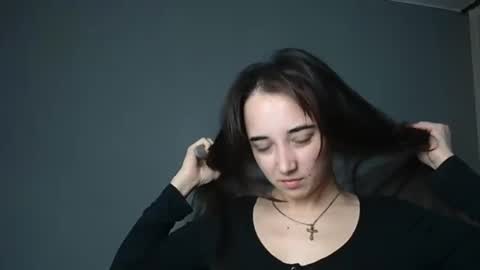 Olivia online show from November 18, 2025, 10:20 am