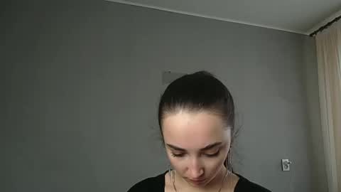 Snapshot of olivia_oliv chatting on March 4, 2026, 9:04 am Olivia online show from March 4, 2026, 9:04 am